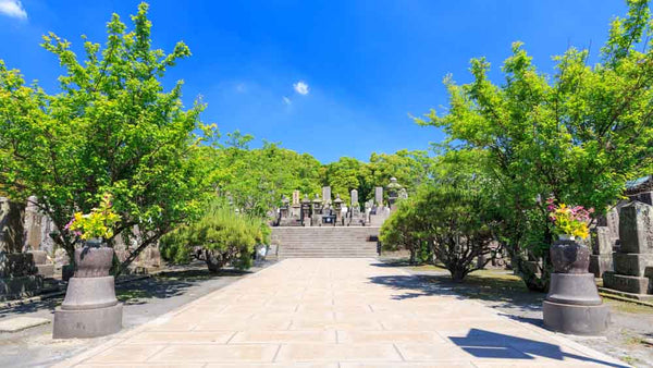 永代供養を申し込むなら、寺院・霊園・施設へ見学に行こう！